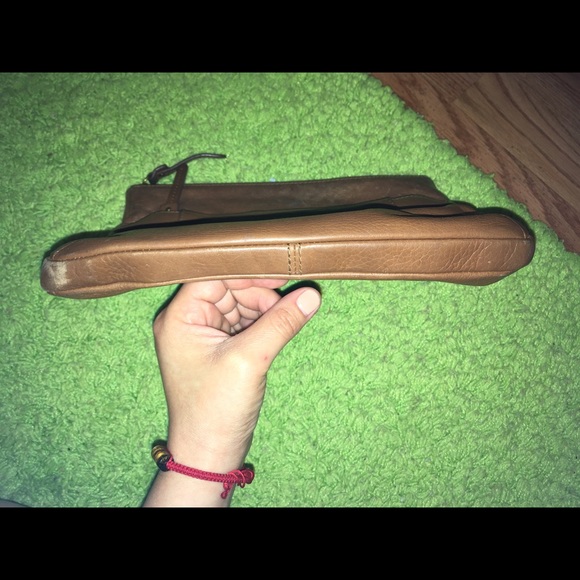 Clearance 🛍 Brown fossil crossbody. - Picture 4 of 7